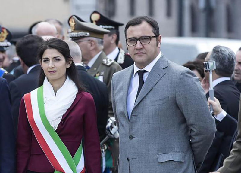 Comunali, il partito dei Raggi boys al contrattacco: “Contro di lei il nulla” Comunali, il partito dei Raggi boys al contrattacco: “Contro di lei il nulla”