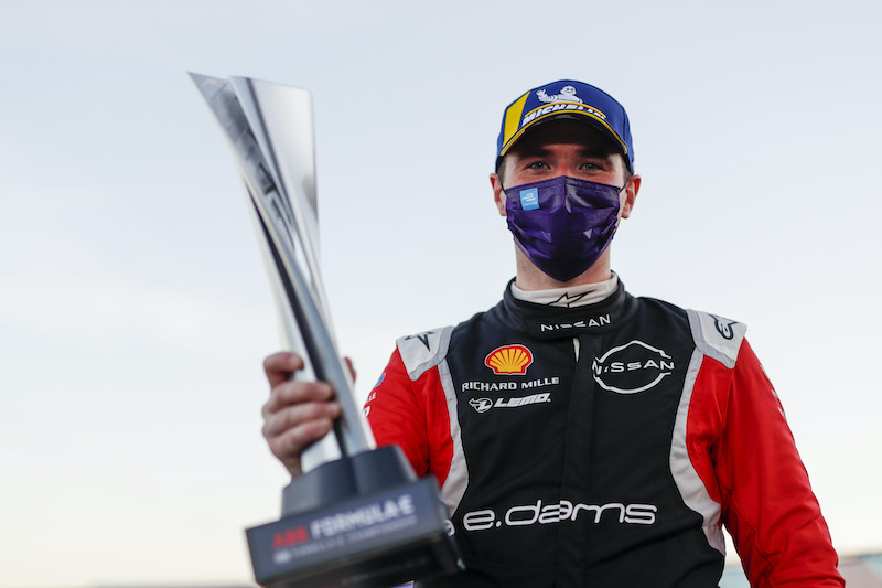 Nissan e.dams conferma Buemi e Rowland per la prossima stagione di FORMULA E Nissan e.dams conferma Buemi e Rowland per la prossima stagione di FORMULA E