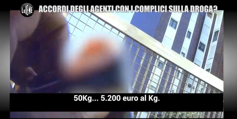 Milano, droga: accordi e complicità. Comune: “Trasferiti gli agenti coinvolti” Milano, droga: accordi e complicità. Comune: “Trasferiti gli agenti coinvolti”
