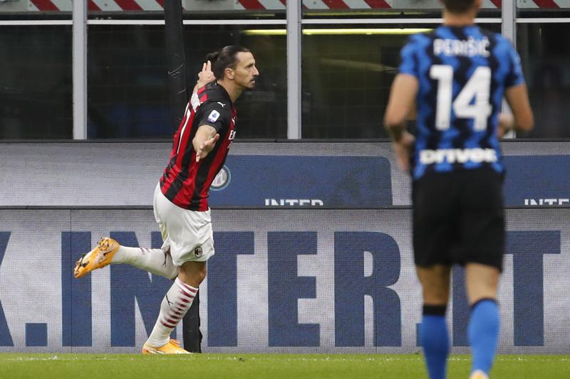 Ibrahimovic show, tra scudetto e nuovo rinnovo di contratto con il Milan Ibrahimovic show, tra scudetto e nuovo rinnovo di contratto con il Milan