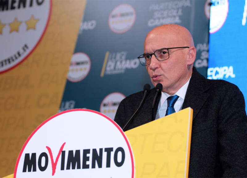 “4 mld per la sanità non bastano”. Parla con Affaritaliani il grillino pro-Mes “4 mld per la sanità non bastano”. Parla con Affaritaliani il grillino pro-Mes