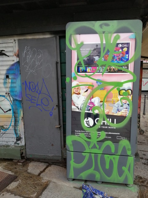 “Io la sentinella dei muri puliti contro i bulli dei graffiti” – VIDEO “Io la sentinella dei muri puliti contro i bulli dei graffiti” – VIDEO