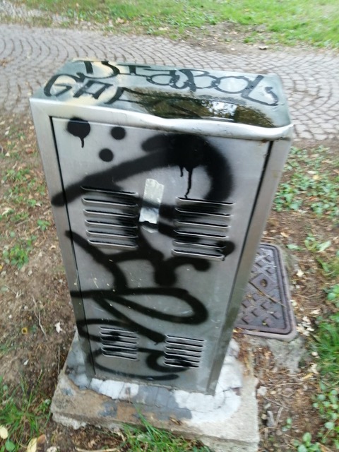 “Io la sentinella dei muri puliti contro i bulli dei graffiti” – VIDEO “Io la sentinella dei muri puliti contro i bulli dei graffiti” – VIDEO