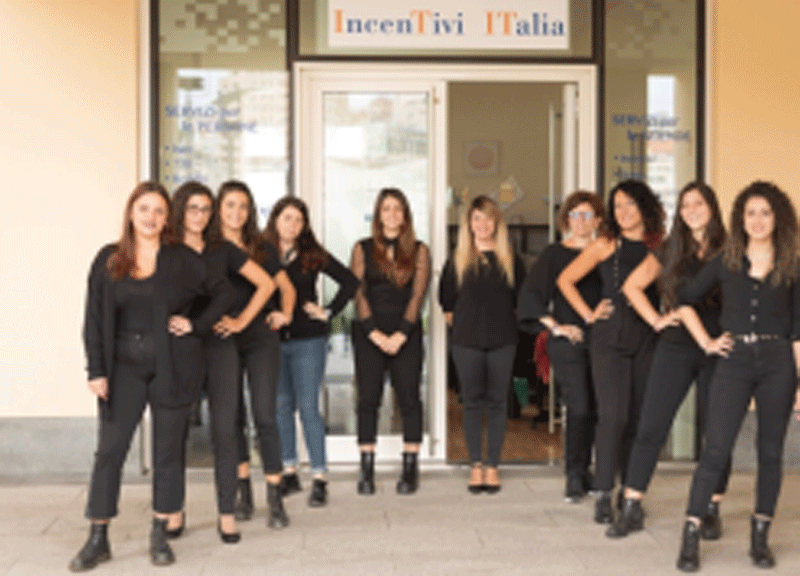 Lascia la carriera da tributarista. Per sostenere famiglie e imprenditori Lascia la carriera da tributarista. Per sostenere famiglie e imprenditori