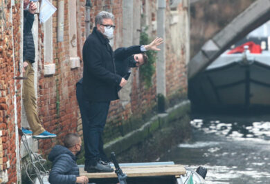 Mission Impossible 7, Tom Cruise a Venezia salta fra le barche. FOTO GALLERY