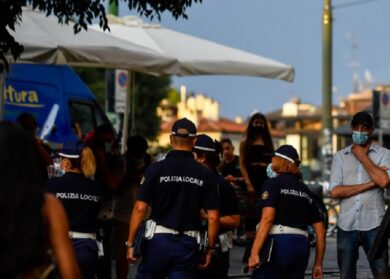Piano anti-Covid a Milano: controlli su movida e esercizi commerciali