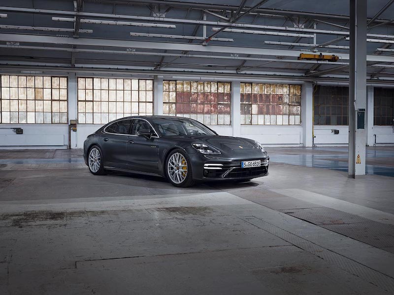 Porsche lancia tre nuovi modelli di Panamera