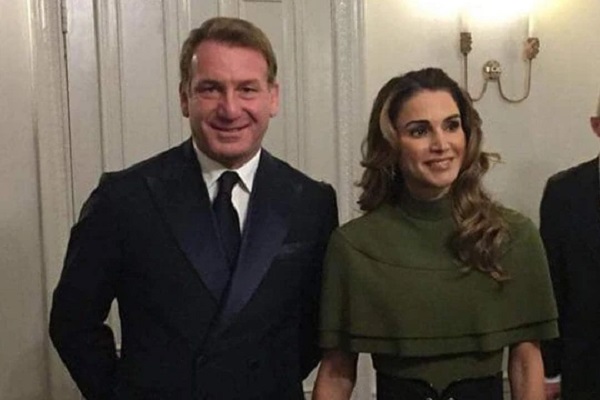 “E’ Conte il politico più elegante”. Parla l’uomo che fa i nodi al potere “E’ Conte il politico più elegante”. Parla l’uomo che fa i nodi al potere