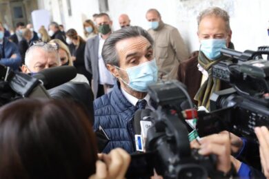 Lockdown, Fontana: “Vedremo. Se impennata continua prenderemo provvedimenti”