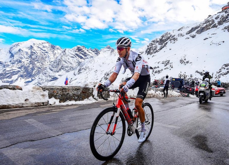 Il Passo dello Stelvio protagonista al Giro d’Italia. FOTO Il Passo dello Stelvio protagonista al Giro d’Italia. FOTO