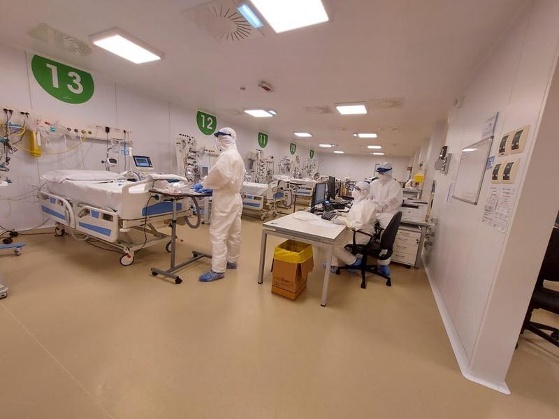 Covid, primo paziente all’ospedale in Fiera Milano. FOTO Covid, primo paziente all’ospedale in Fiera Milano. FOTO
