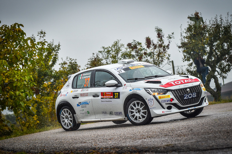 Paolo Andreucci vince anche il Rally Due Valli con la PEUGEOT 208 Rally 4 Paolo Andreucci vince anche il Rally Due Valli con la PEUGEOT 208 Rally 4