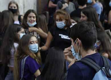 Covid, “le scelte che incidono sulla scuola intristiscono i ragazzi”