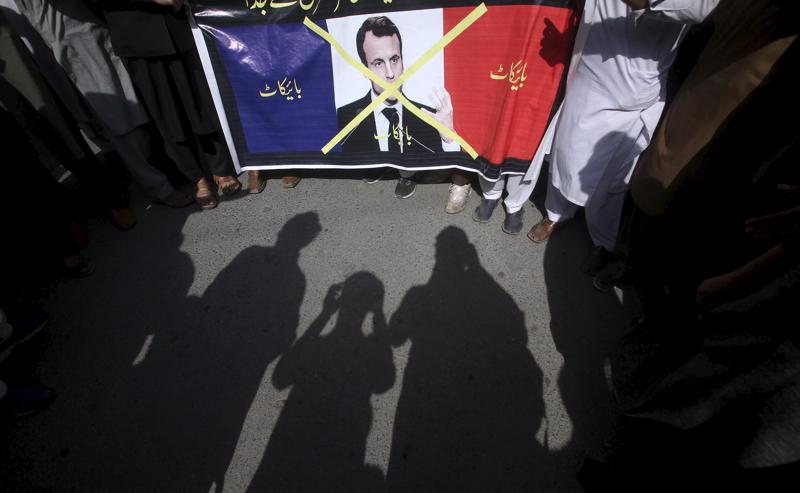 Francia islam macron proteste musulmani Francia islam macron proteste musulmani
