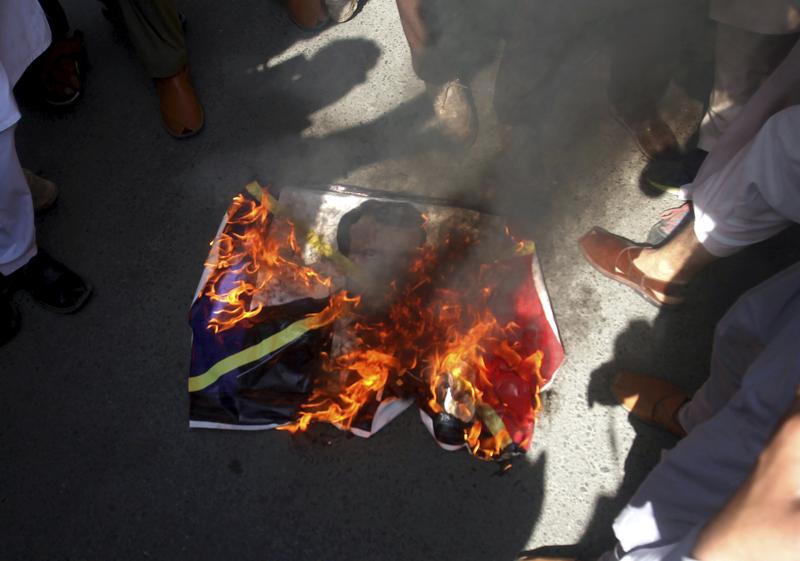 Francia islam macron proteste musulmani Francia islam macron proteste musulmani