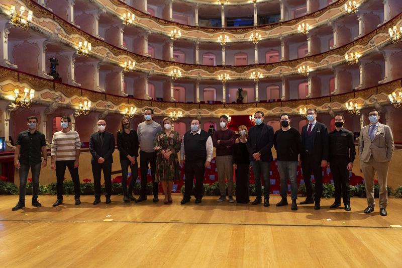 2000 persone per la Tosca in streaming. Il teatro è aperto ma senza pubblico 2000 persone per la Tosca in streaming. Il teatro è aperto ma senza pubblico