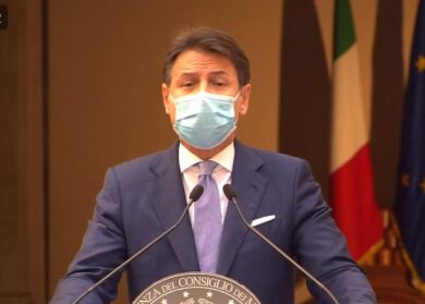 Governo, Conte: “Le chiusure alle 18? Necessario decongestionare i trasporti”