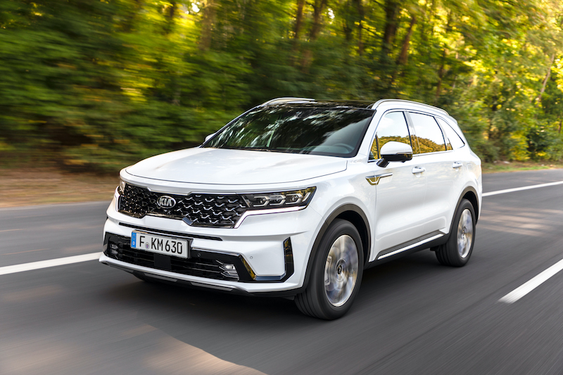L’ibrido debutta anche su Sorento, il grande Suv di Kia L’ibrido debutta anche su Sorento, il grande Suv di Kia
