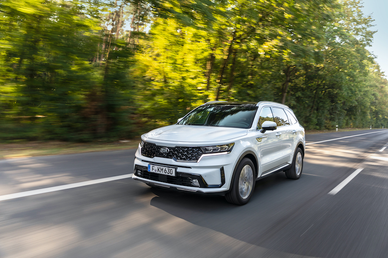 L’ibrido debutta anche su Sorento, il grande Suv di Kia L’ibrido debutta anche su Sorento, il grande Suv di Kia