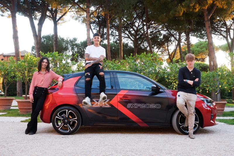 Opel Corsa-e e Nuovo Mokka-e elettrizzano i live di X Factor Opel Corsa-e e Nuovo Mokka-e elettrizzano i live di X Factor