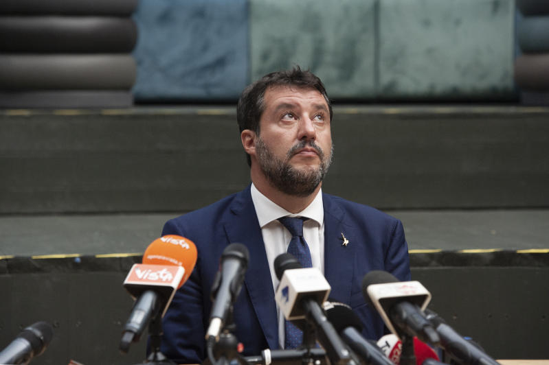 Covid, Salvini: “Un lockdown generalizzato? Se necessario, è giusto farlo” Covid, Salvini: “Un lockdown generalizzato? Se necessario, è giusto farlo”