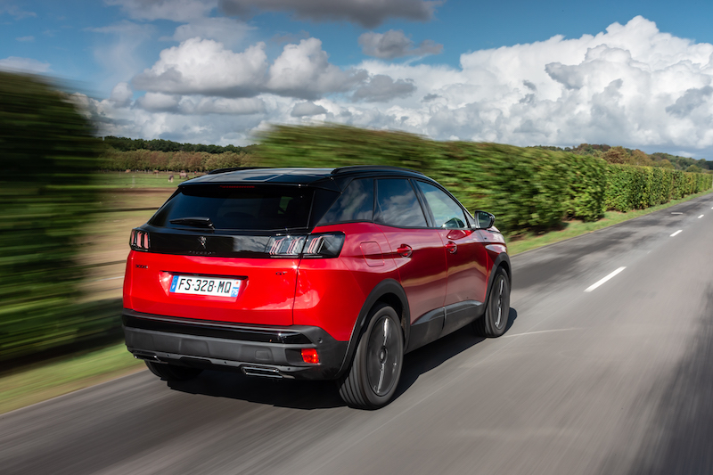 Nuova Peugeot 3008 ancora più esclusiva con l’opzione “Black Pack” Nuova Peugeot 3008 ancora più esclusiva con l’opzione “Black Pack”