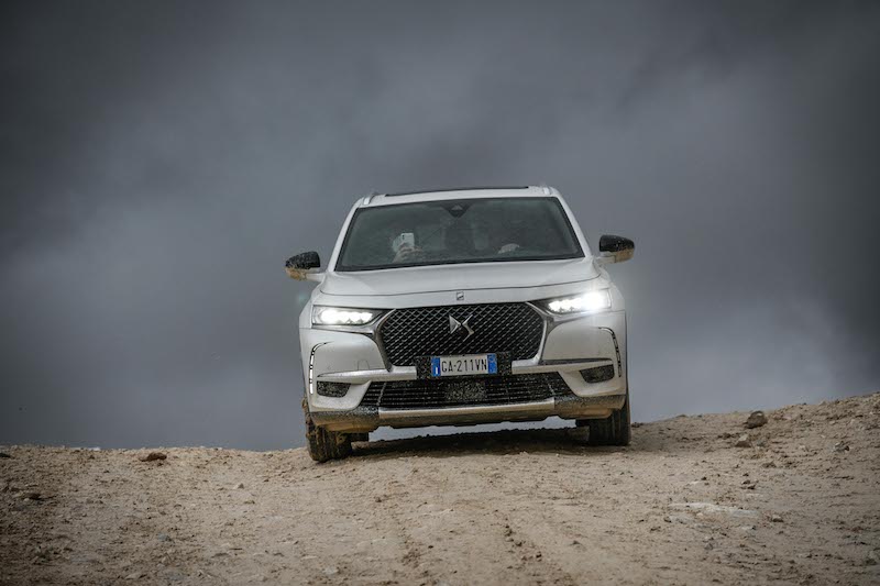 DS 7 Crossback E-Tense: omaggio al lusso (e all’arte) DS 7 Crossback E-Tense: omaggio al lusso (e all’arte)
