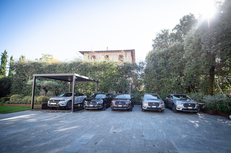 DS 7 Crossback E-Tense: omaggio al lusso (e all’arte) DS 7 Crossback E-Tense: omaggio al lusso (e all’arte)