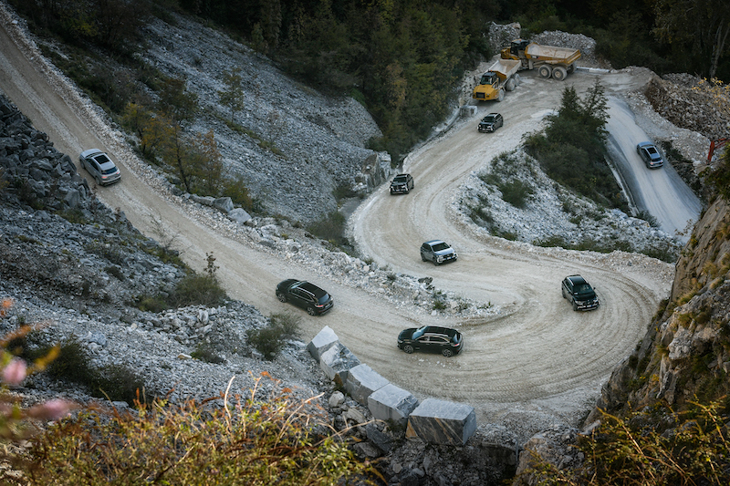 DS 7 Crossback E-Tense: omaggio al lusso (e all’arte) DS 7 Crossback E-Tense: omaggio al lusso (e all’arte)