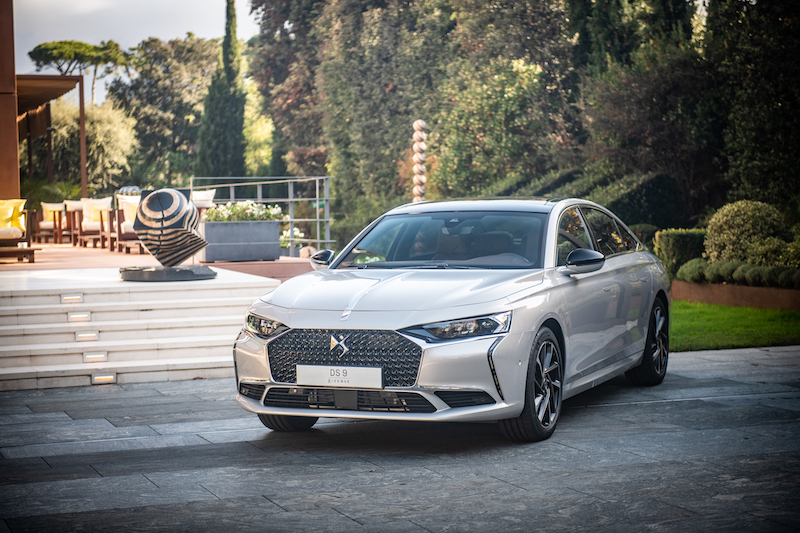 DS 7 Crossback E-Tense: omaggio al lusso (e all’arte) DS 7 Crossback E-Tense: omaggio al lusso (e all’arte)