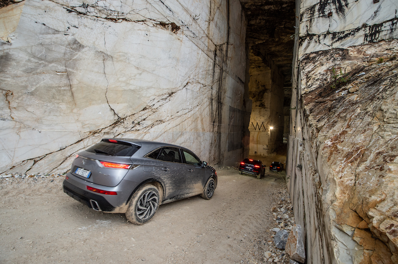 DS 7 Crossback E-Tense: omaggio al lusso (e all’arte) DS 7 Crossback E-Tense: omaggio al lusso (e all’arte)