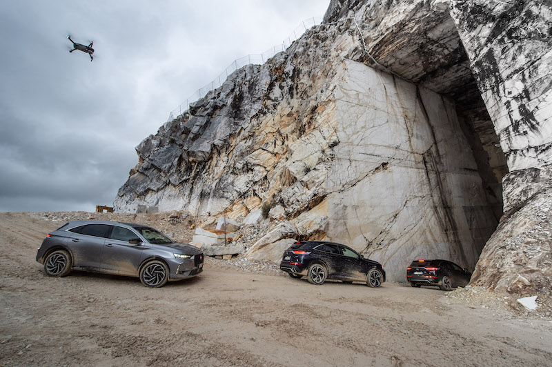 DS 7 Crossback E-Tense: omaggio al lusso (e all’arte) DS 7 Crossback E-Tense: omaggio al lusso (e all’arte)