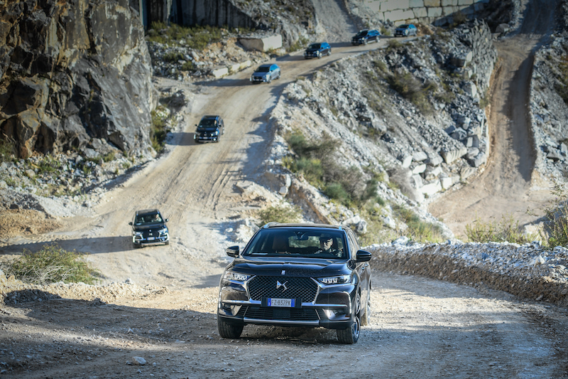 DS 7 Crossback E-Tense: omaggio al lusso (e all’arte) DS 7 Crossback E-Tense: omaggio al lusso (e all’arte)