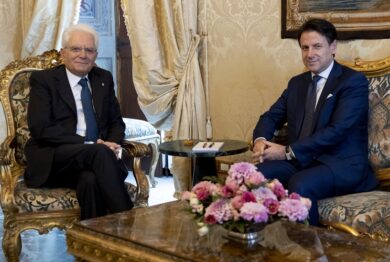 Quirinale, Mattarella non interverrà su Conte. “Nessun governo del Presidente”