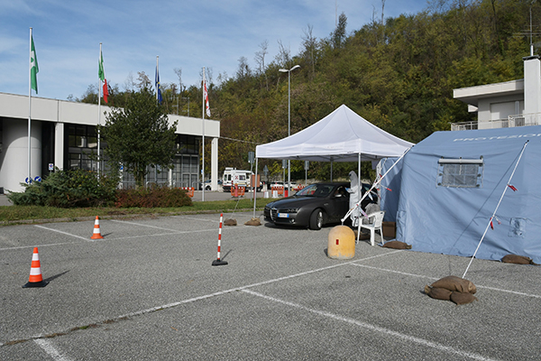 Tamponi drive COVID-19 con la Protezione Civile Tamponi drive COVID-19 con la Protezione Civile