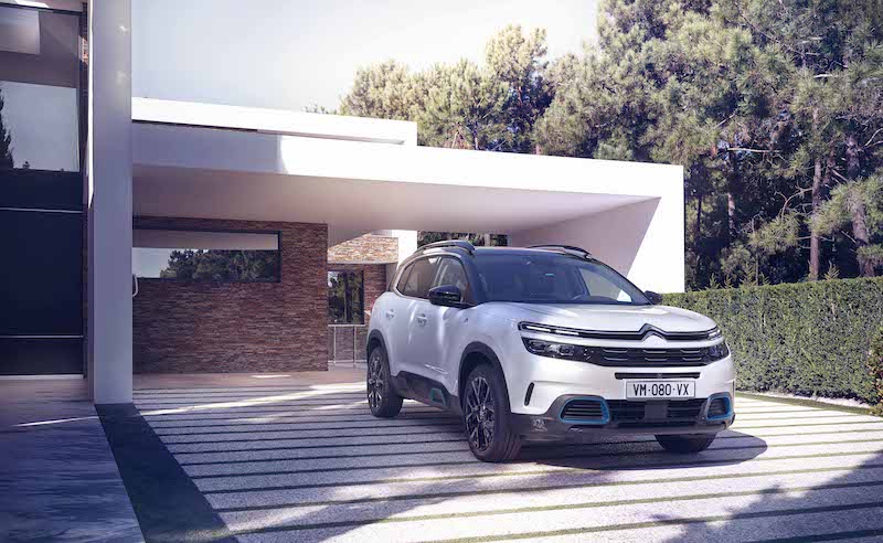 Citroën C5 Aircross Hybrid Plug-in, la ricarica la gestisci dallo smartphone Citroën C5 Aircross Hybrid Plug-in, la ricarica la gestisci dallo smartphone