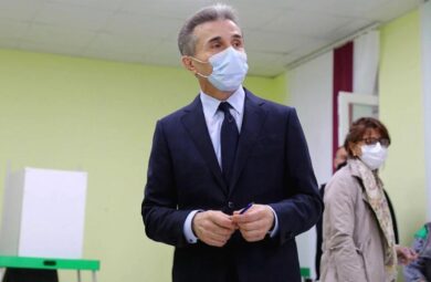 Elezioni Georgia, davanti la maggioranza filo Ue. L’opposizione protesta