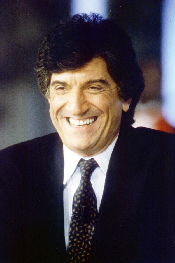 Gigi Proietti è morto, addio al re del teatro: oggi avrebbe compiuto 80 anni