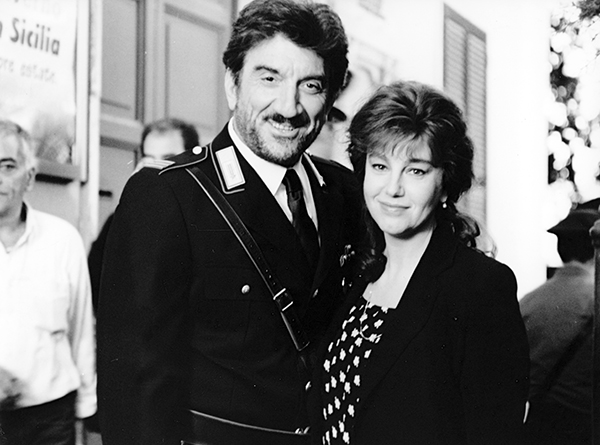 Gigi Proietti è morto, addio al re del teatro: oggi avrebbe compiuto 80 anni