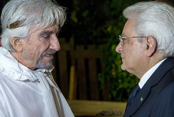 Gigi Proietti è morto, addio al re del teatro: oggi avrebbe compiuto 80 anni