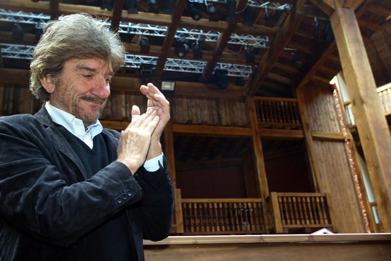 Gigi Proietti è morto, addio al re del teatro: oggi avrebbe compiuto 80 anni