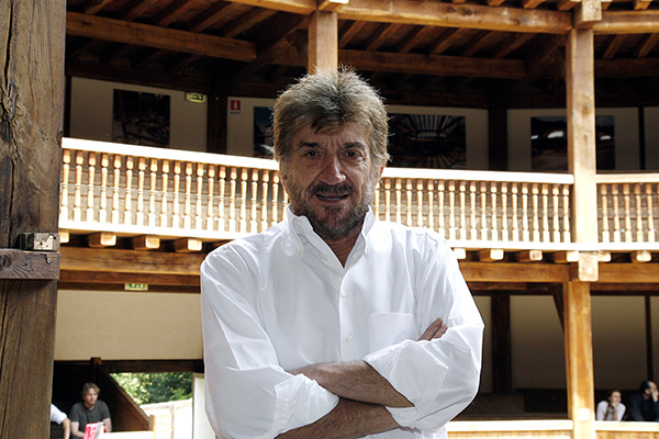 Gigi Proietti è morto, addio al re del teatro: oggi avrebbe compiuto 80 anni