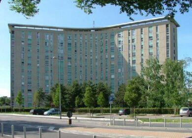 Covid, San Paolo di Milano al completo: 70 barelle in pronto soccorso
