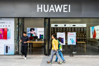 Huawei produrrà da sola i chip che gli Usa le vietano di comprare