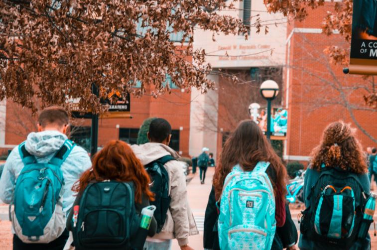 Didattica a distanza: al via l’intesa tra Tim e le università italiane Didattica a distanza: al via l’intesa tra Tim e le università italiane
