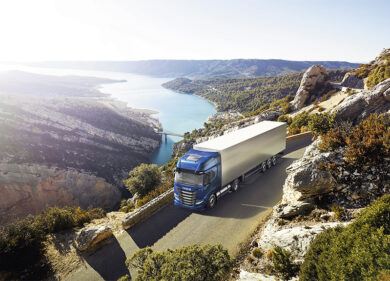 L’Iveco S-Way NP460 si aggiudica il premio come il tructor della sostenibilità