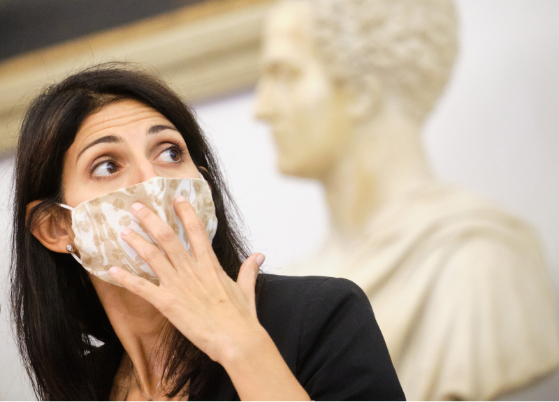 Coronavirus, i morti ammassati nelle università di Roma. L’idea della Raggi Coronavirus, i morti ammassati nelle università di Roma. L’idea della Raggi