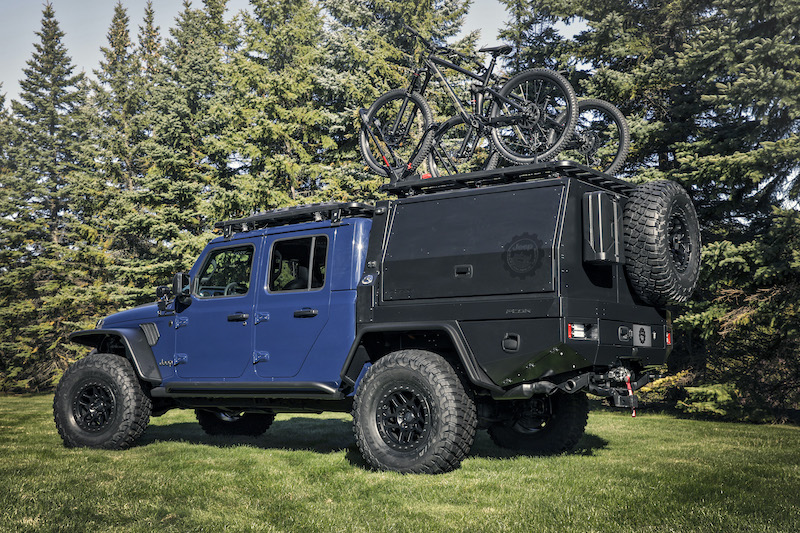 Al SEMA Show Jeep e Mopar presentano il Gladiator Top Dog Concept Al SEMA Show Jeep e Mopar presentano il Gladiator Top Dog Concept