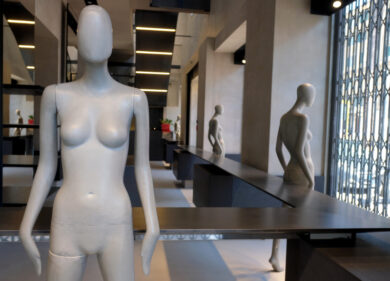 Confcommercio Lombardia, Zona Rossa: rischio serrata per 100mila attività