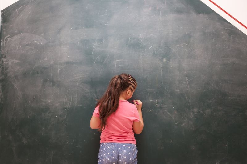 Fondazione Tim al fianco di Save the Children contro la povertà educativa Fondazione Tim al fianco di Save the Children contro la povertà educativa